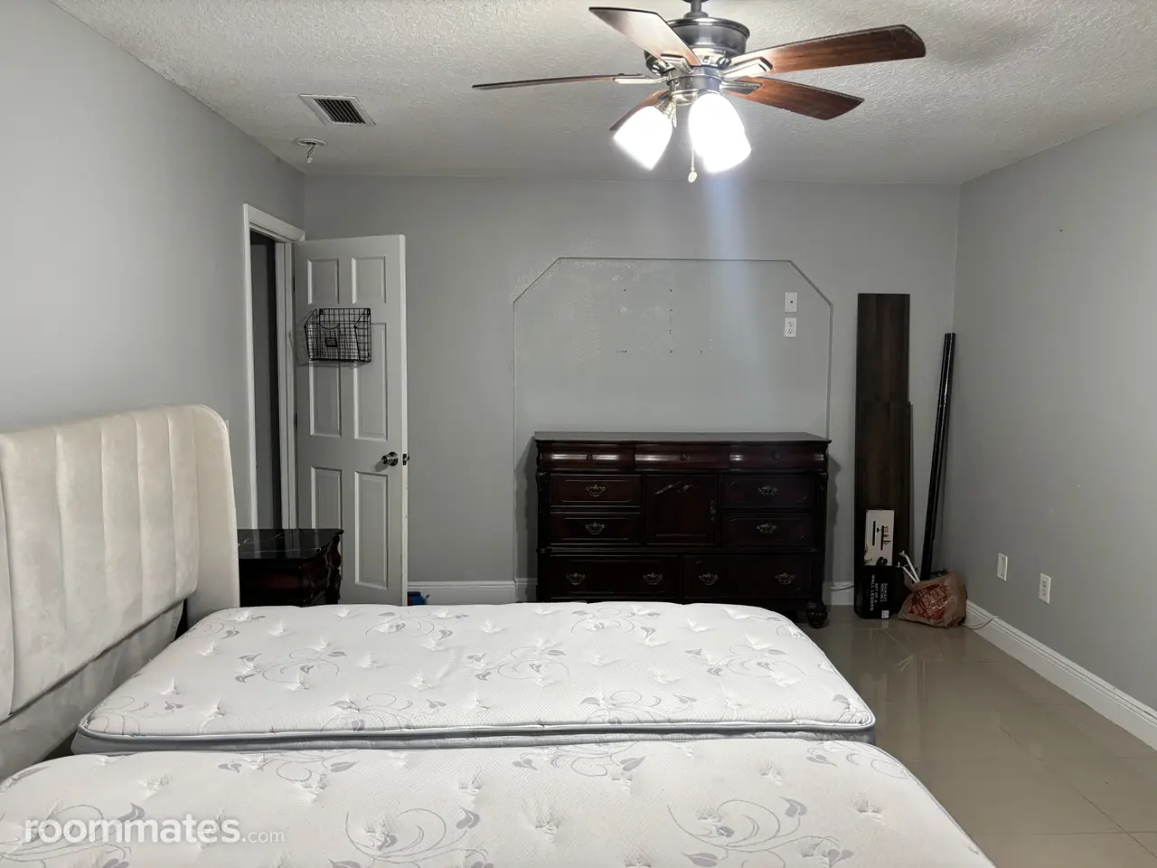 Profile photo 9 of 20