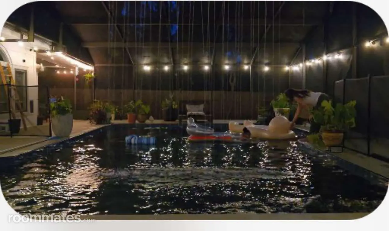 Profile photo 1 of 20