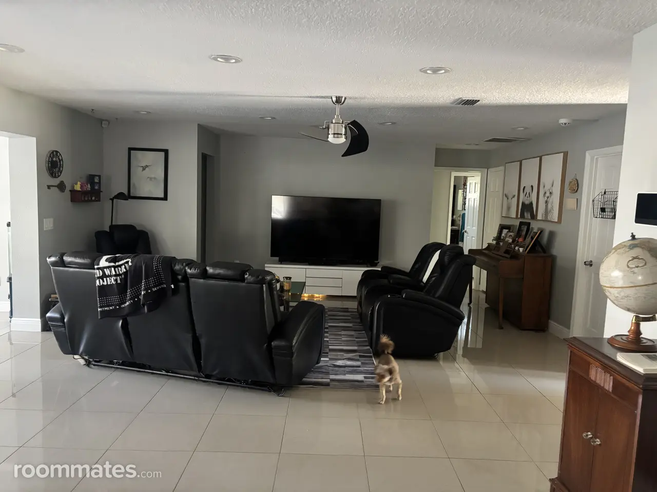 Profile photo 12 of 20