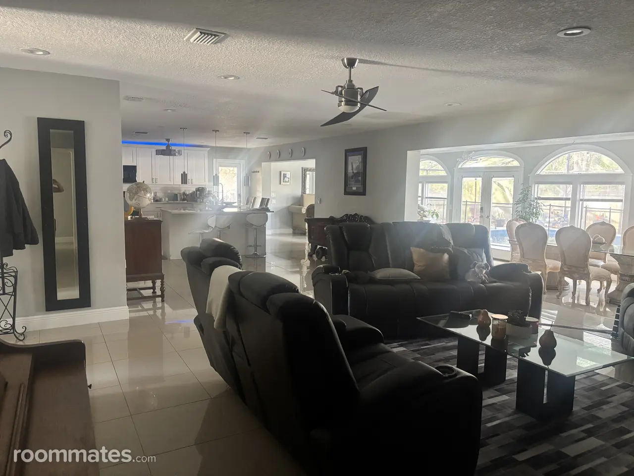 Profile photo 15 of 20