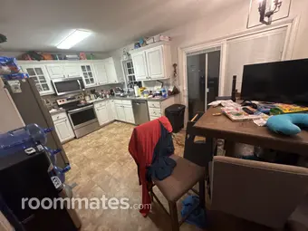 Room for rent in Anderson, SC $750, house