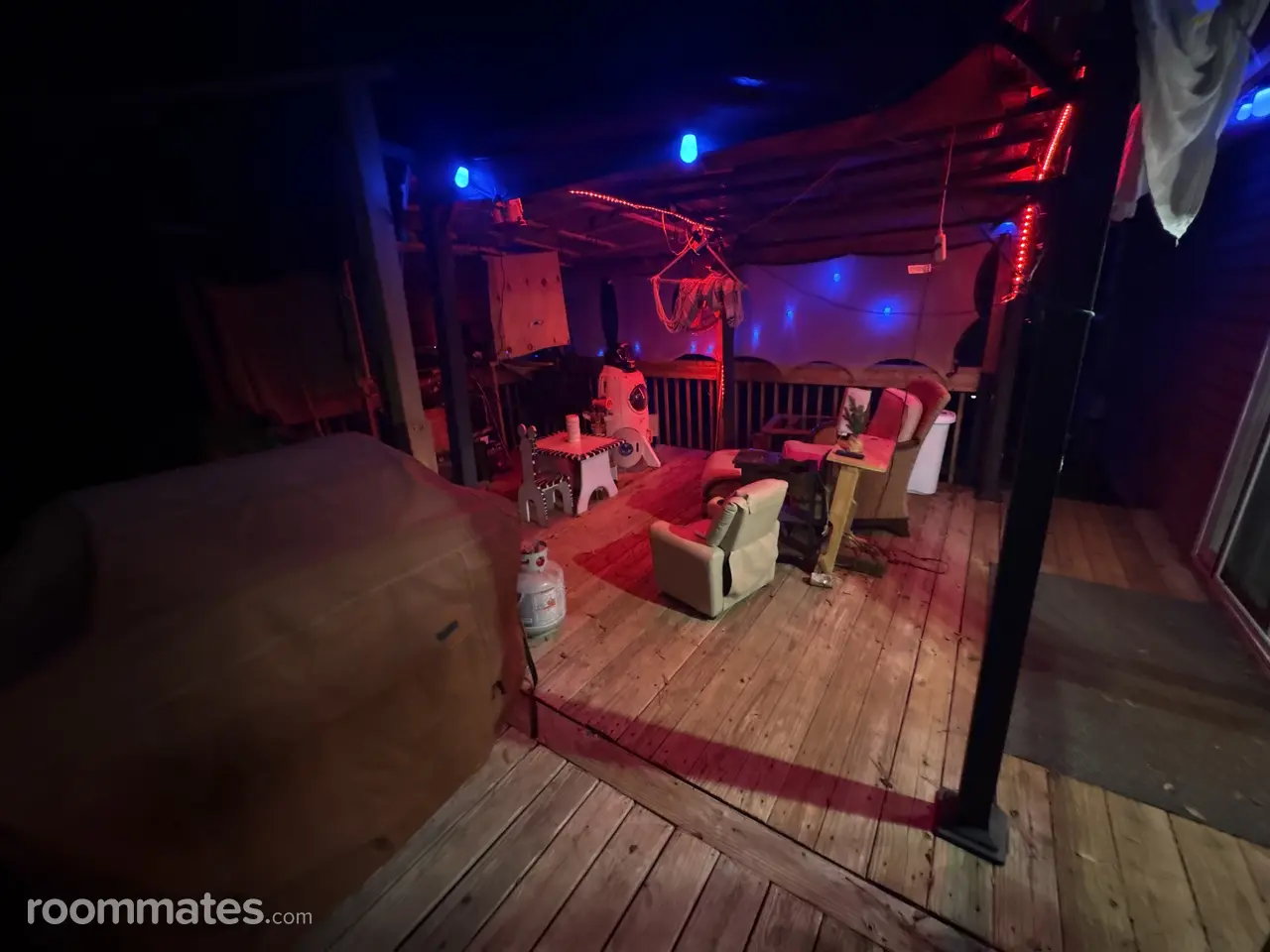 Profile photo 7 of 10