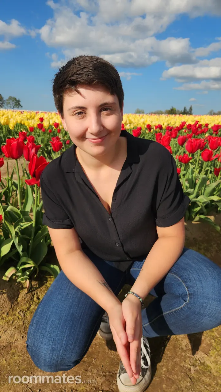 Profile photo 7 of 11