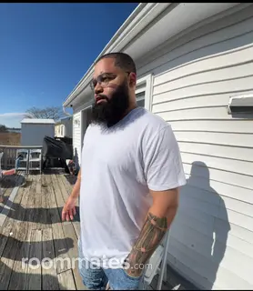 Roommate looking Fall River, MA, $800