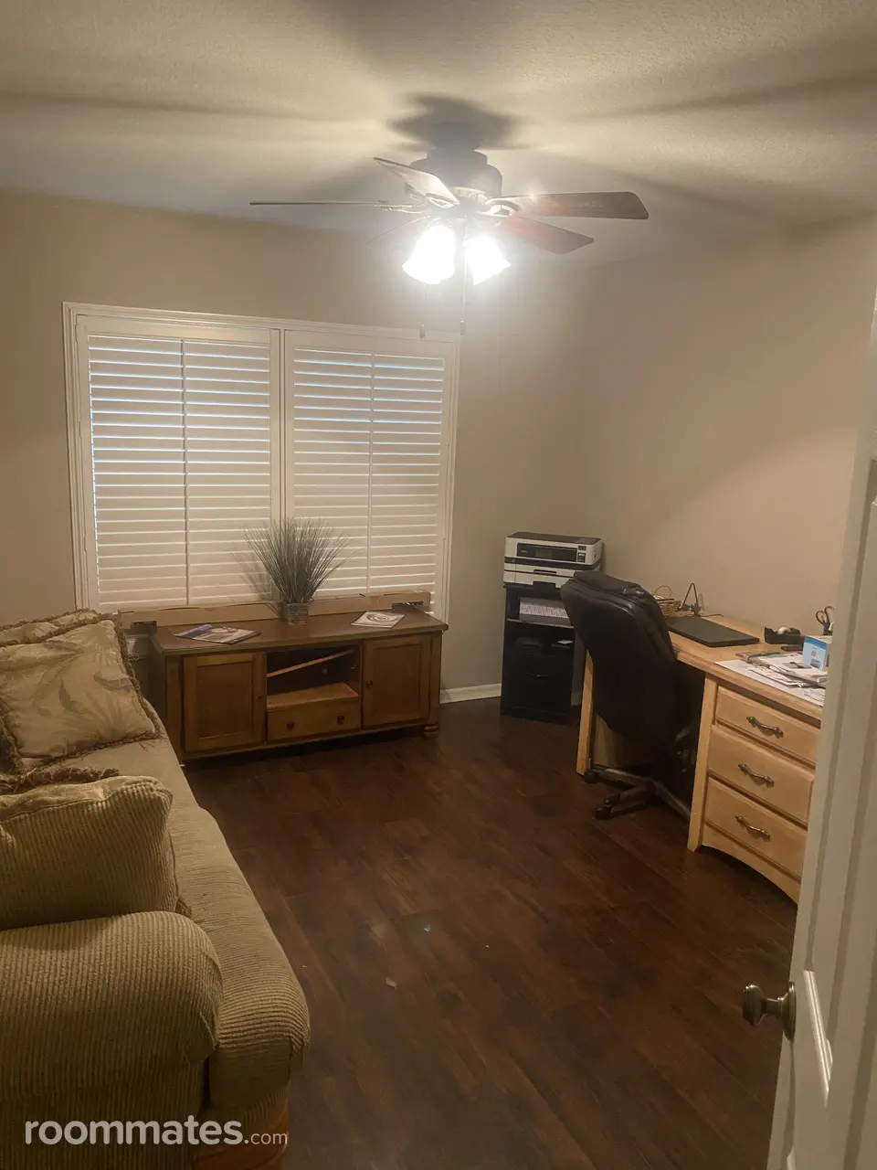 Profile photo 3 of 11