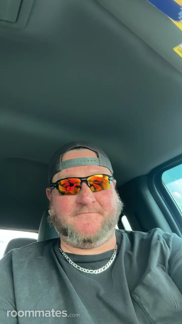 Profile photo 11 of 11