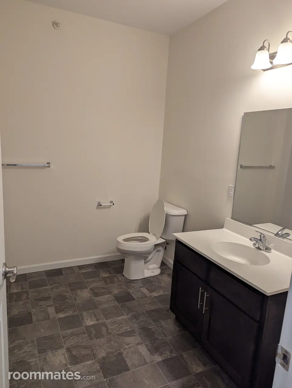 Profile photo 2 of 8