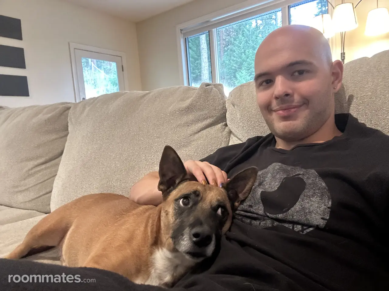 Profile photo 6 of 8