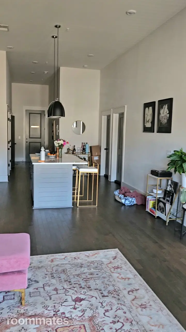 Profile photo 1 of 15