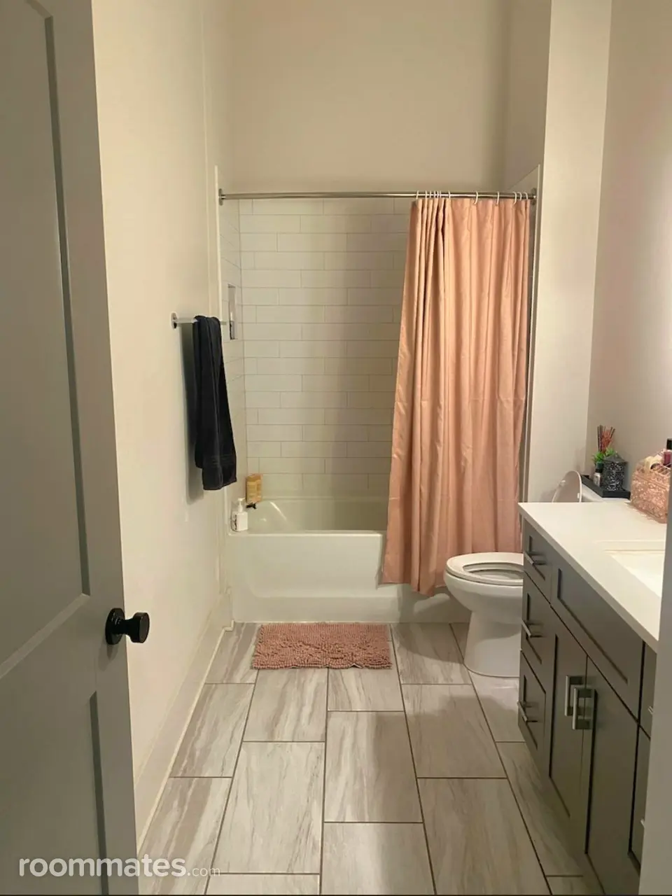 Profile photo 10 of 15