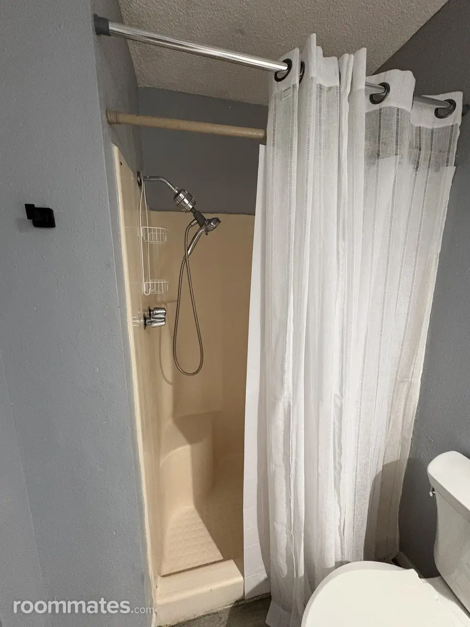 Profile photo 3 of 13