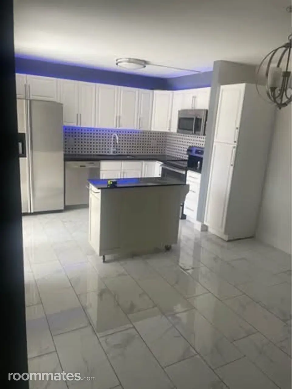 Profile photo 2 of 4