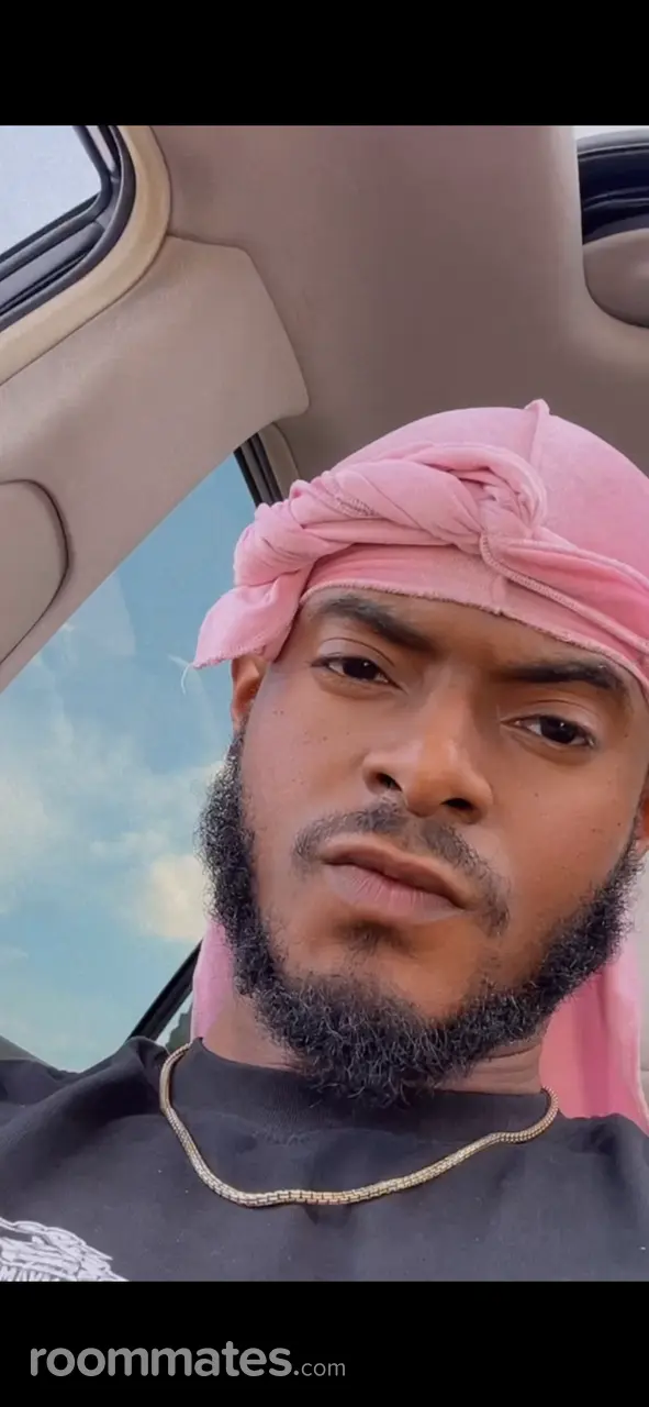 Profile photo 6 of 6