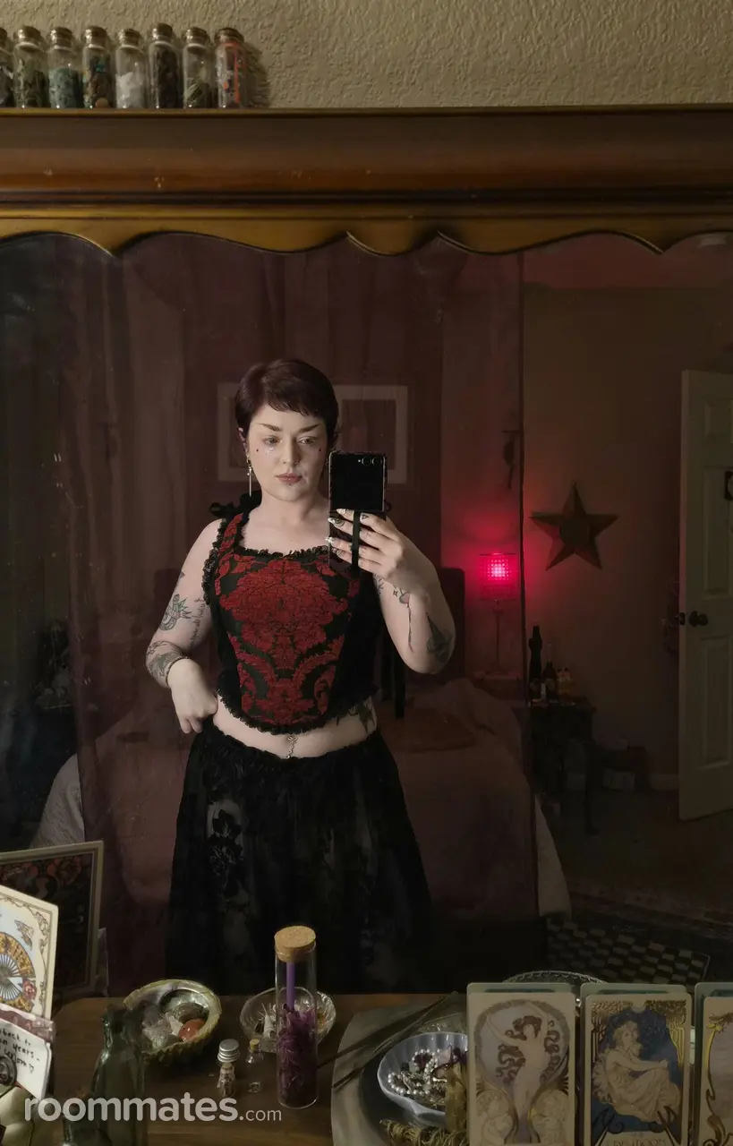 Profile photo 9 of 13