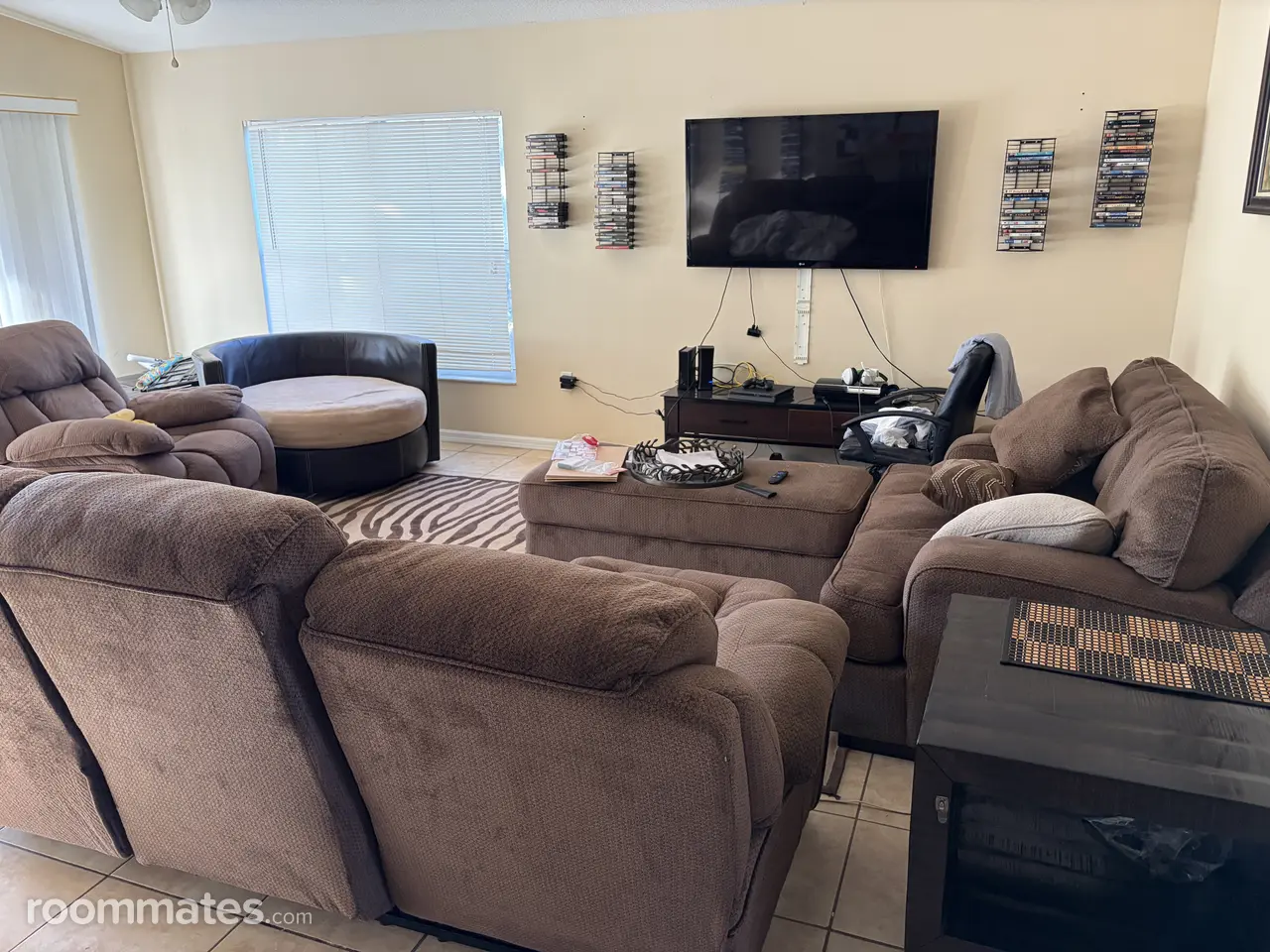 Profile photo 6 of 10