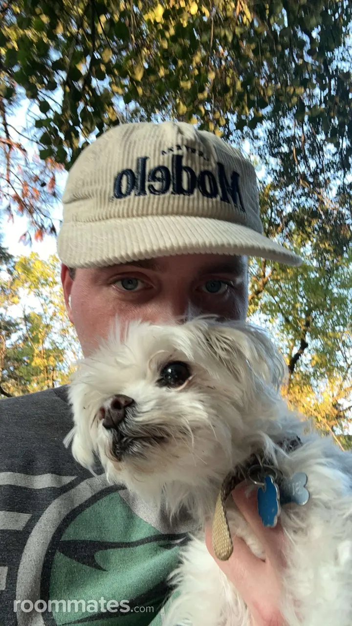 Profile photo 9 of 11