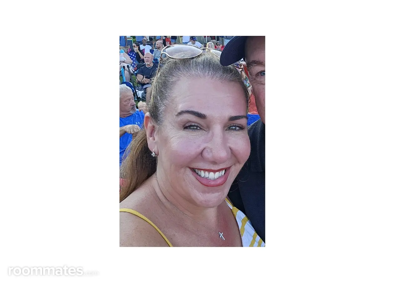 Profile photo 7 of 7