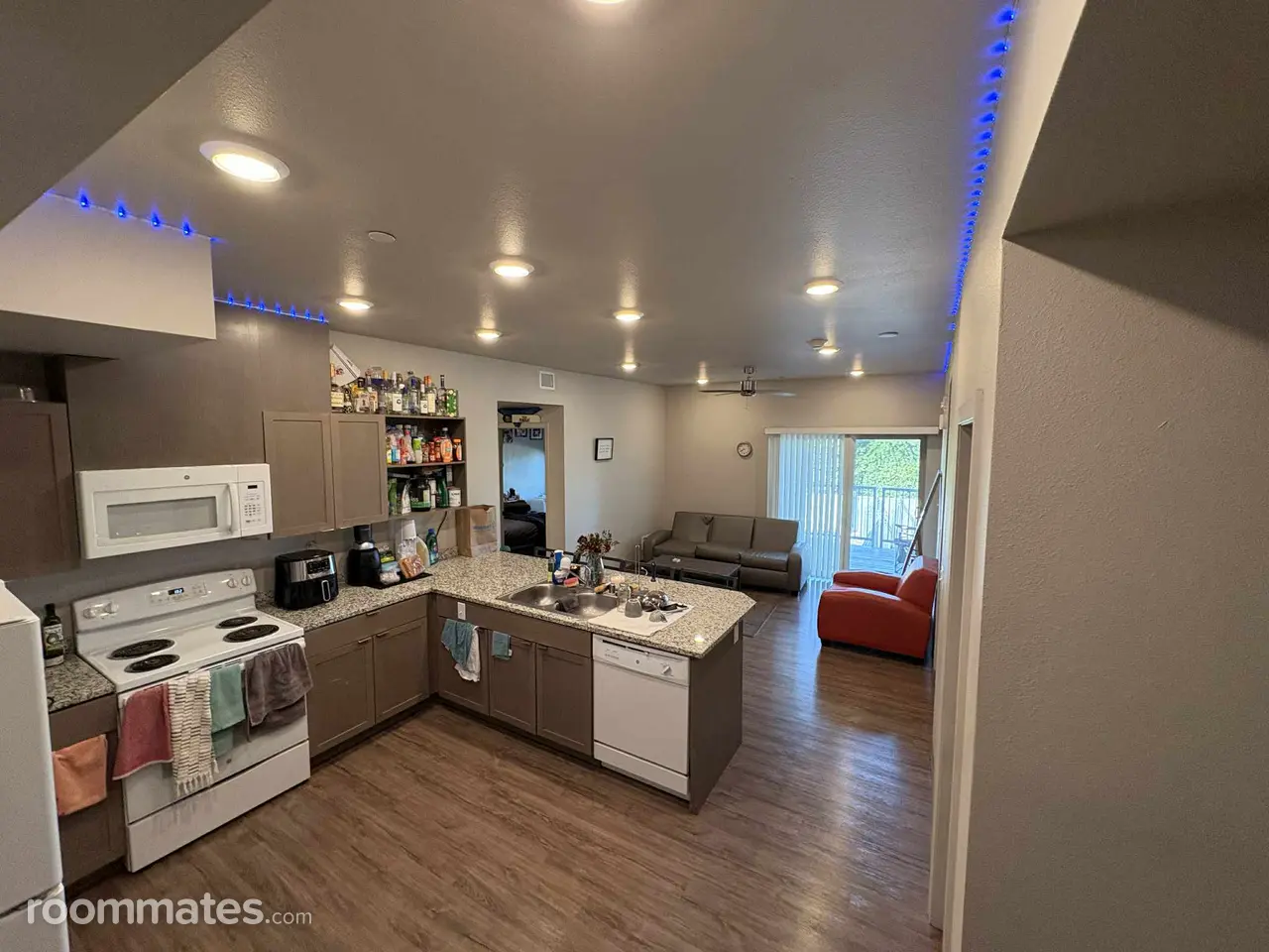 Profile photo 5 of 7