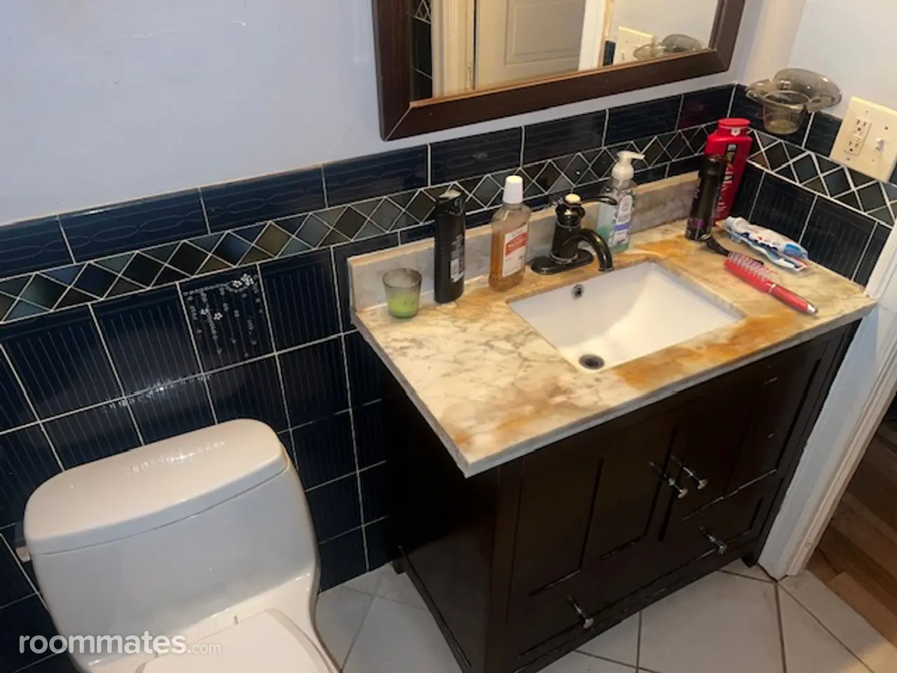 Profile photo 7 of 11