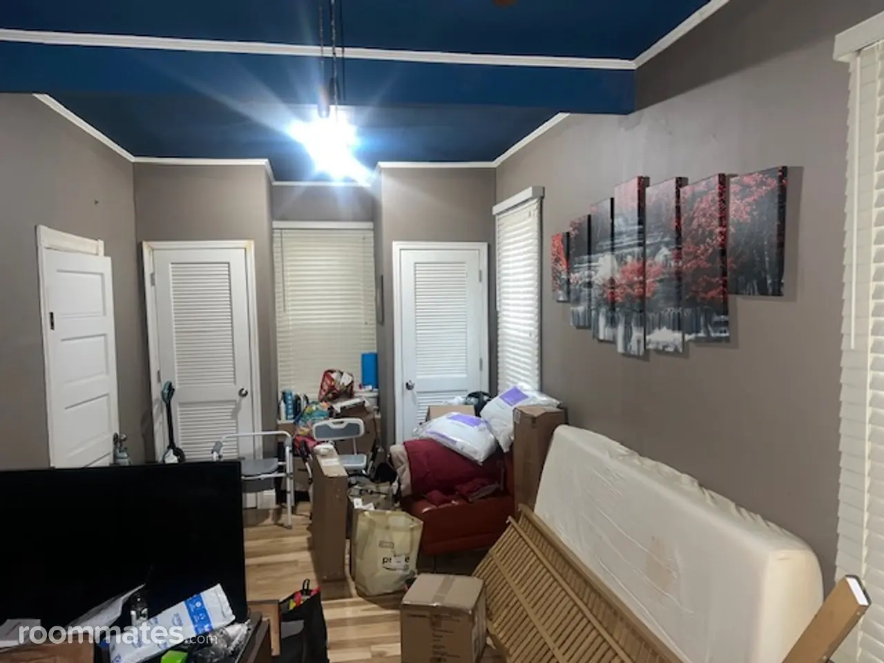 Profile photo 2 of 11