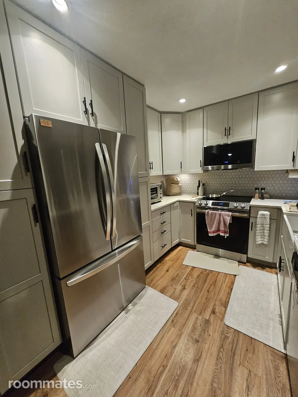 Profile photo 5 of 10