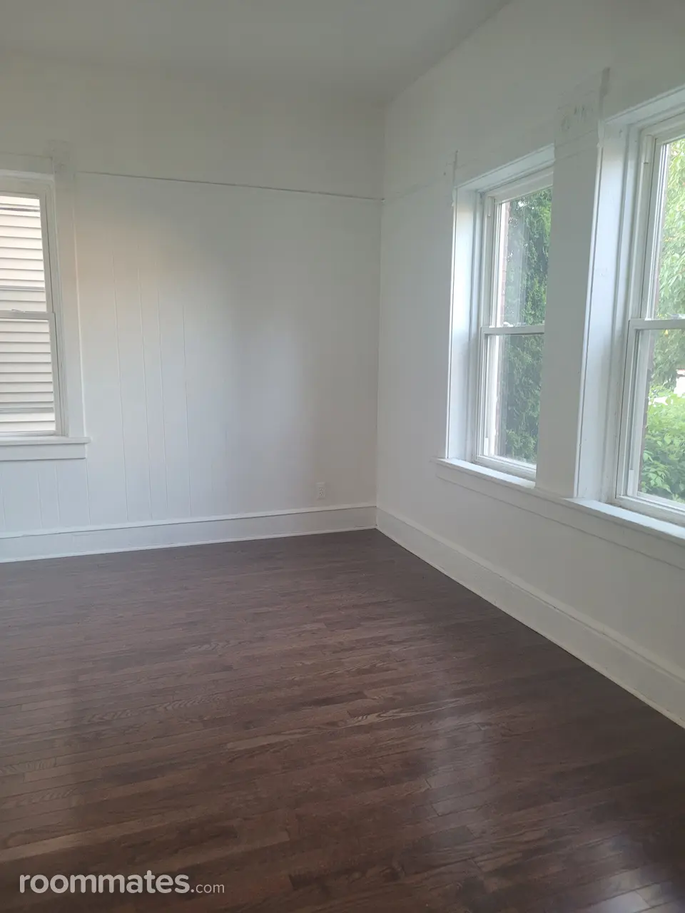 Profile photo 3 of 9