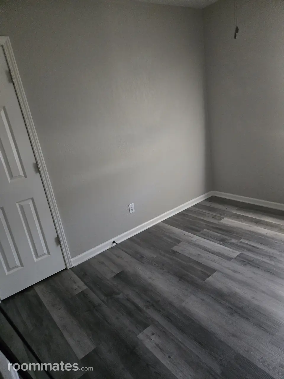 Profile photo 2 of 4