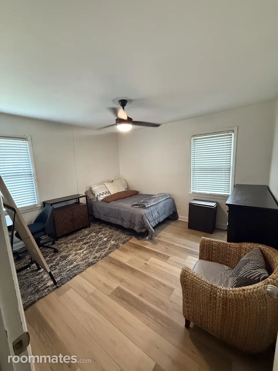 Profile photo 1 of 13