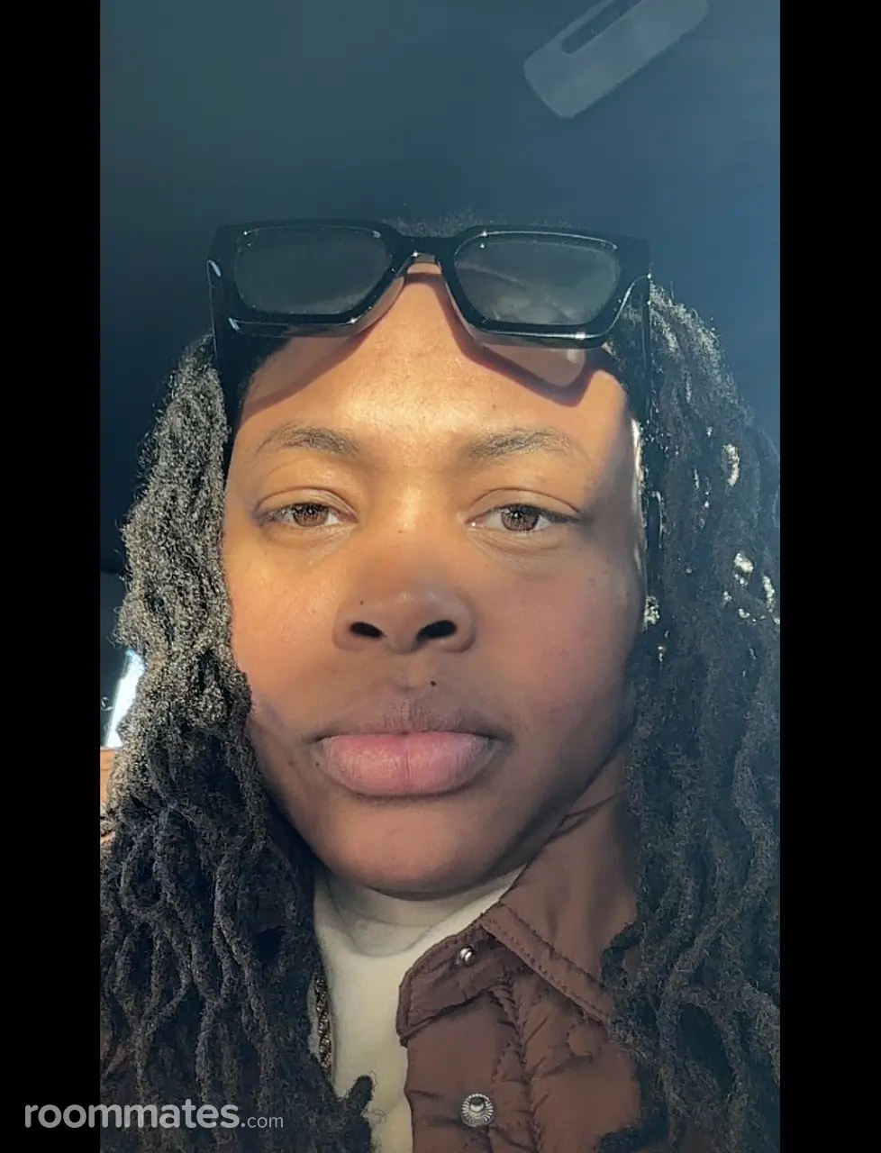 Profile photo 13 of 13