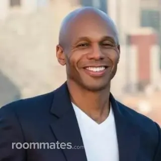 Roommate looking Framingham, MA, $1500