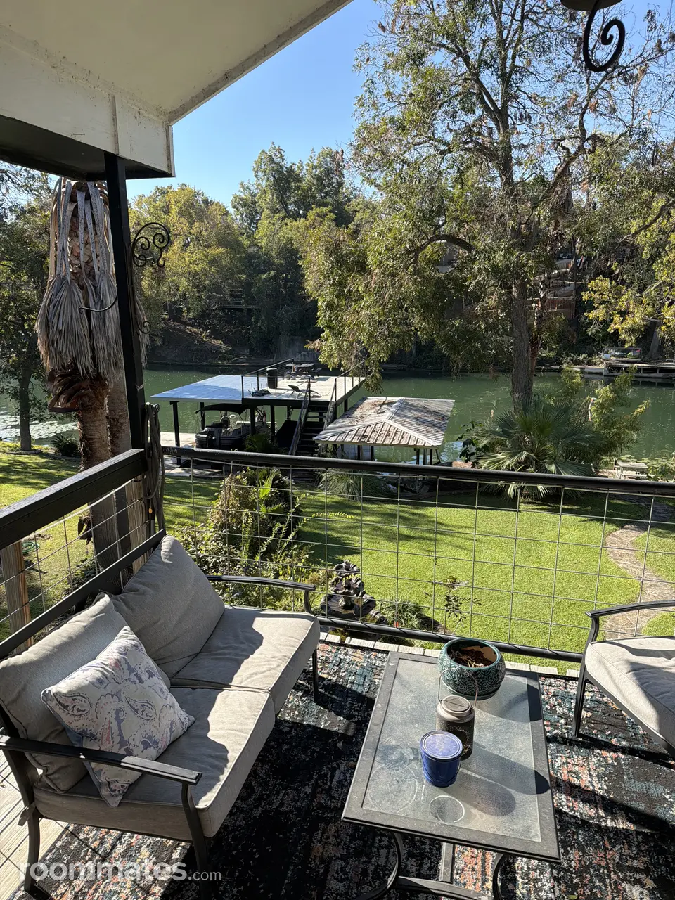 Profile photo 1 of 2