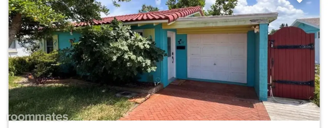 Profile photo 1 of 10