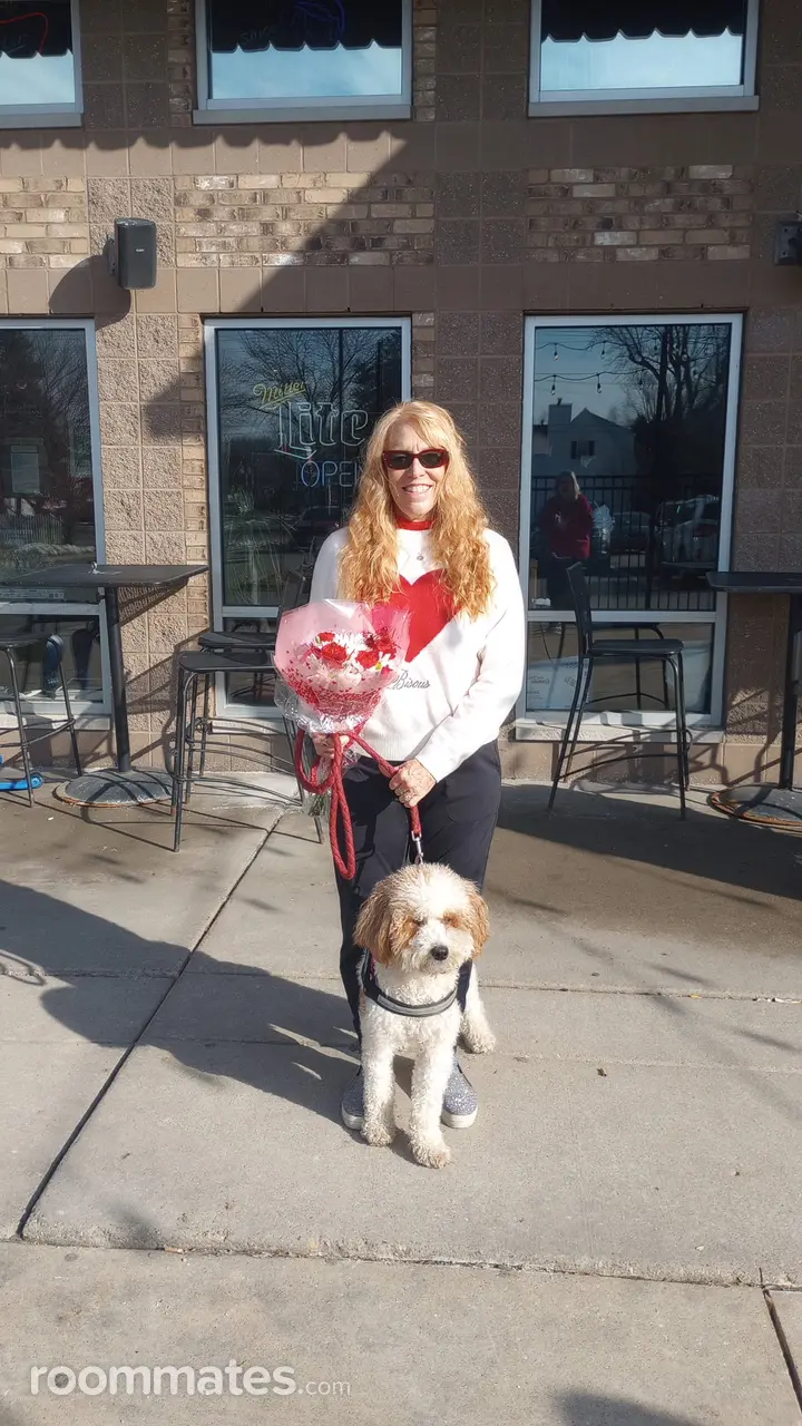 Profile photo 5 of 10