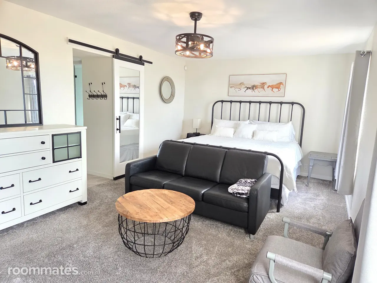 Profile photo 1 of 13