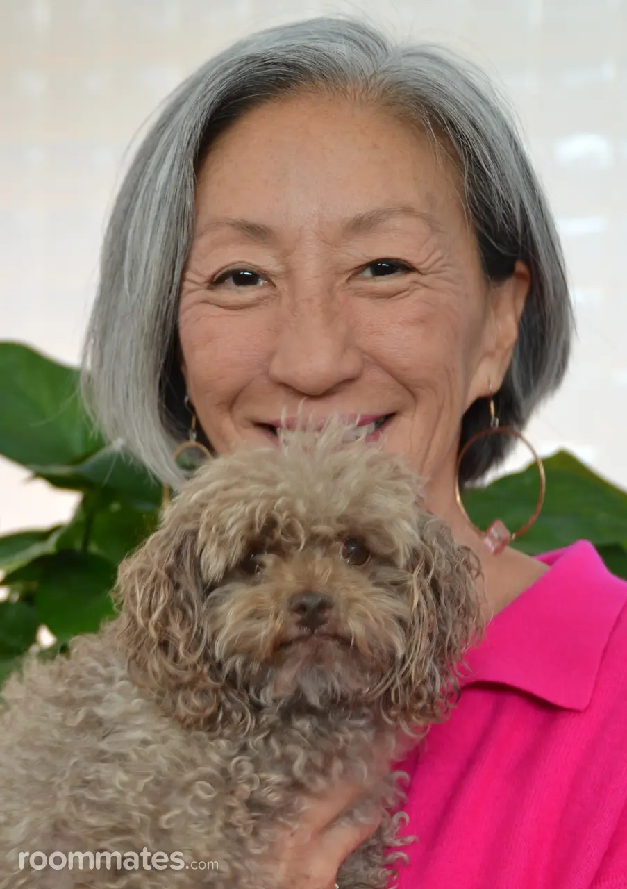 Profile photo 11 of 13