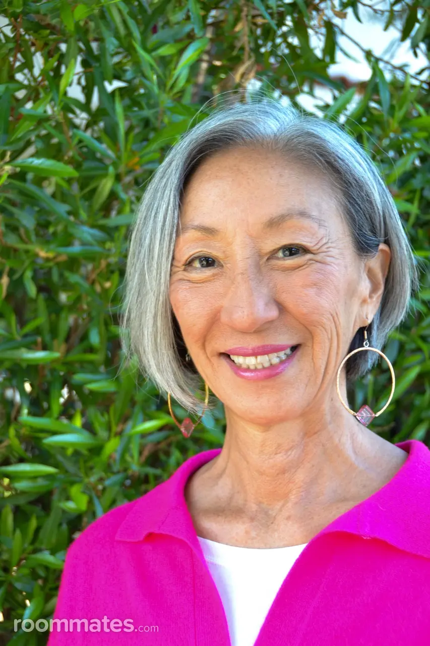 Profile photo 13 of 13