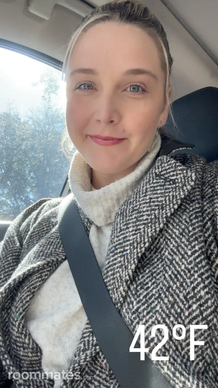 Profile photo 13 of 17