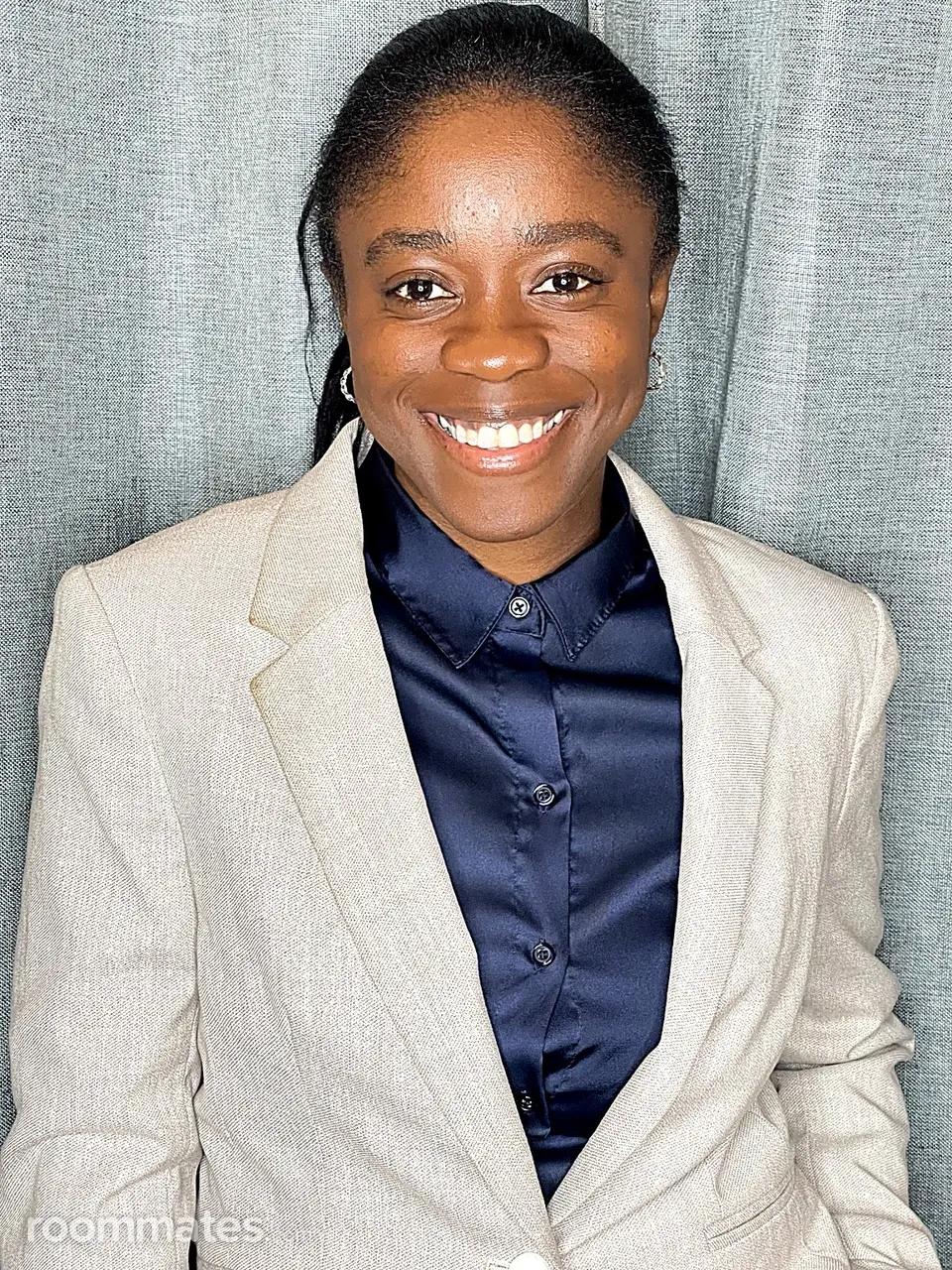 Profile photo 4 of 4