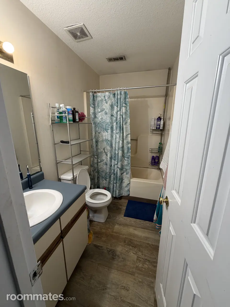 Profile photo 1 of 13