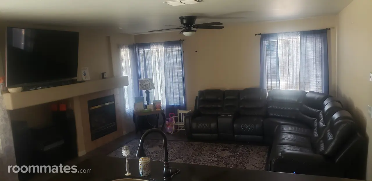 Profile photo 6 of 9