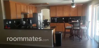 Room for rent in Stockton, CA $800, house