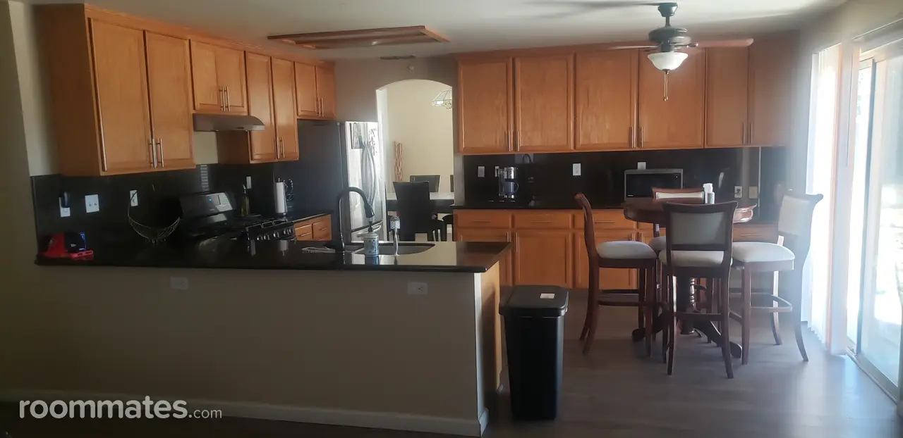 Profile photo 5 of 9