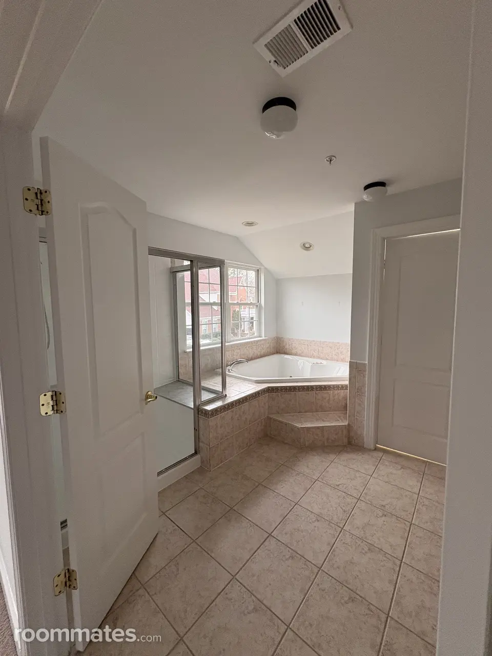 Profile photo 8 of 11