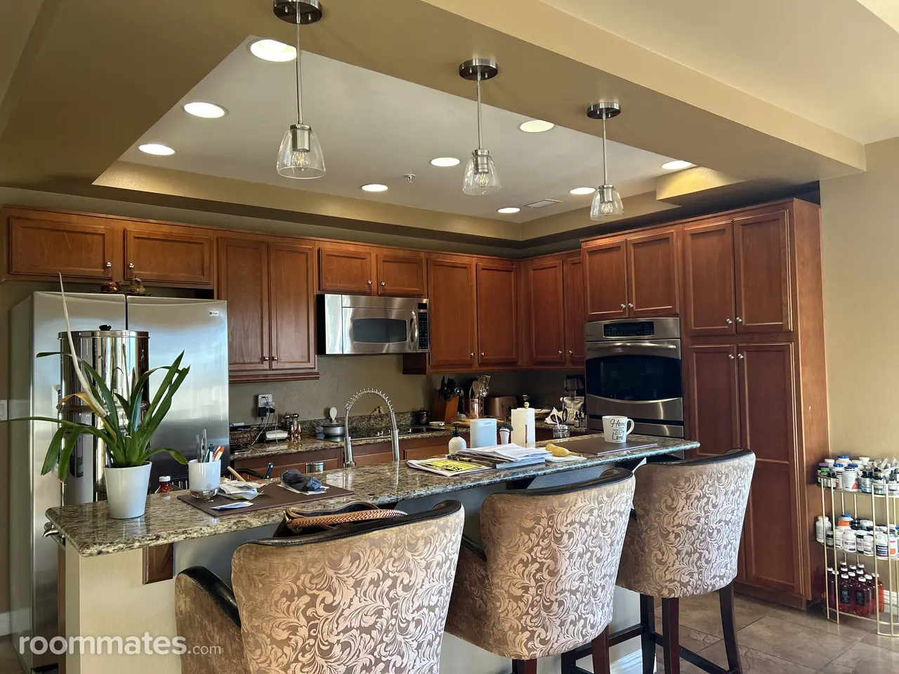 Profile photo 6 of 8