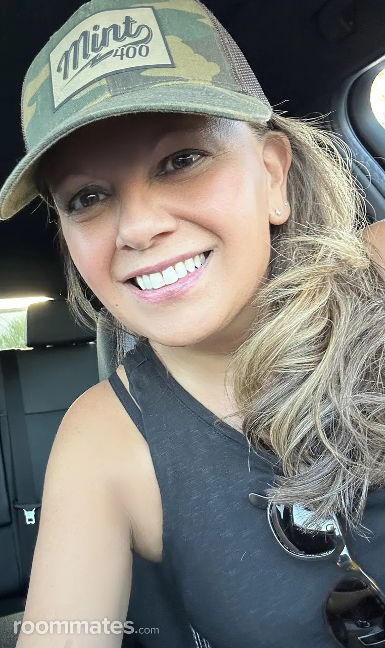 Profile photo 3 of 4