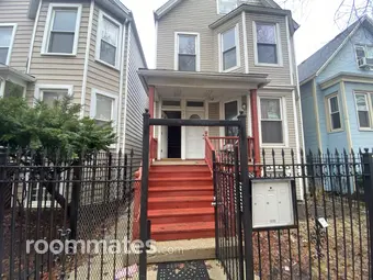 Room for rent in Chicago, IL $1550, house