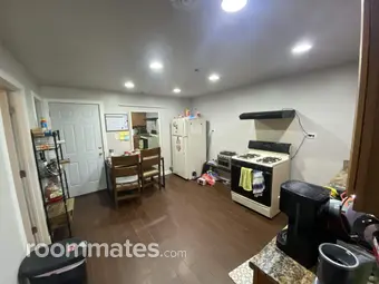 Room for rent in Chicago, IL $1550, house