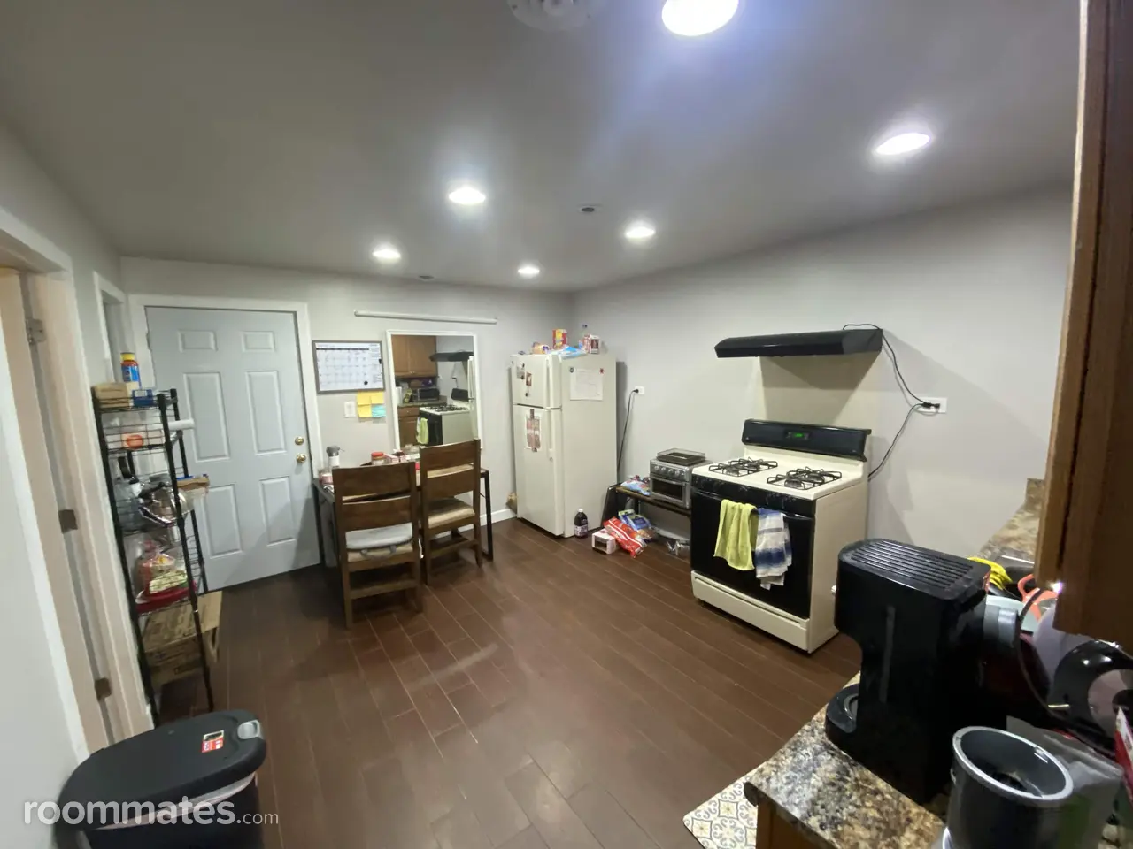 Profile photo 6 of 17