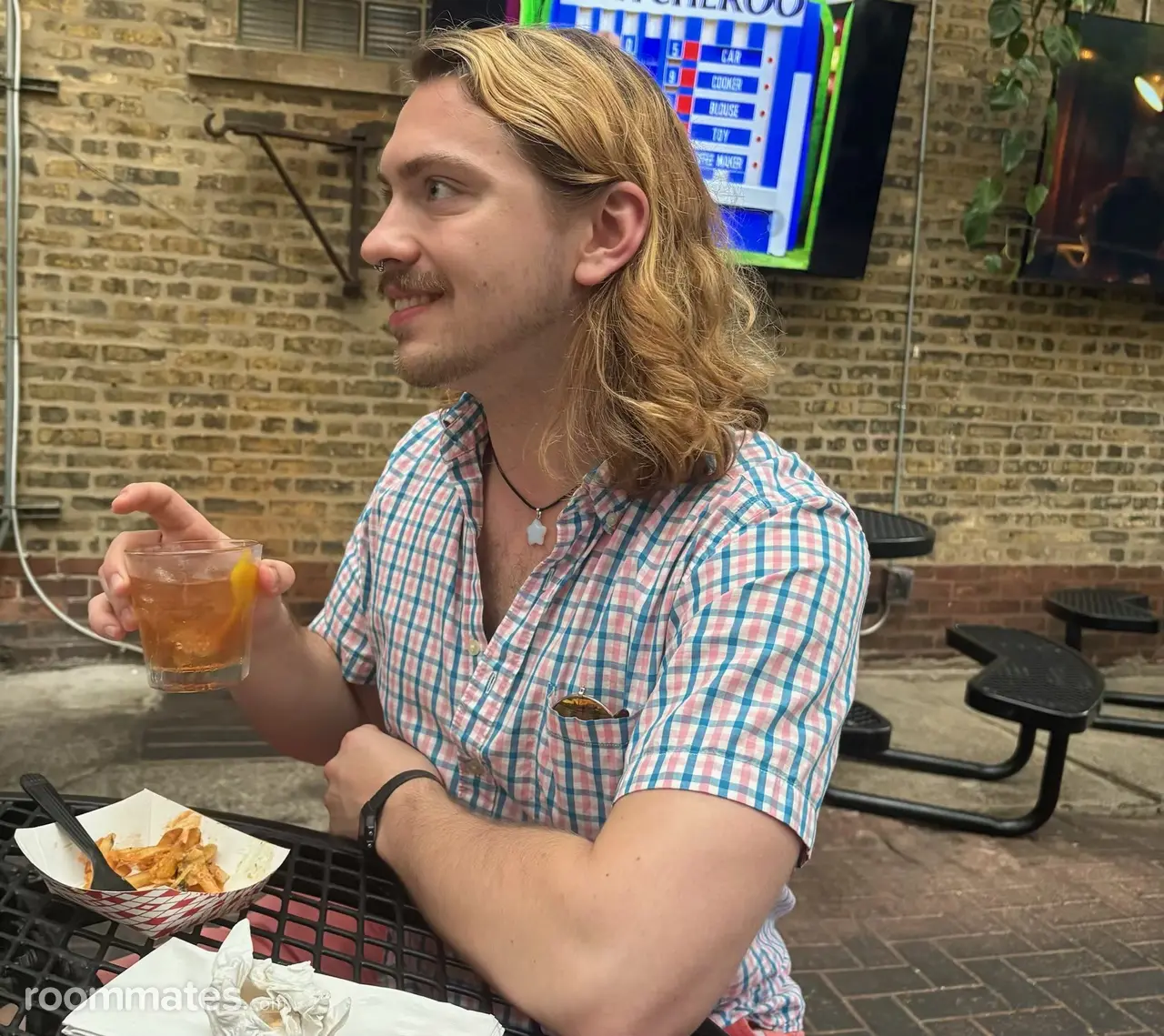 Profile photo 15 of 17