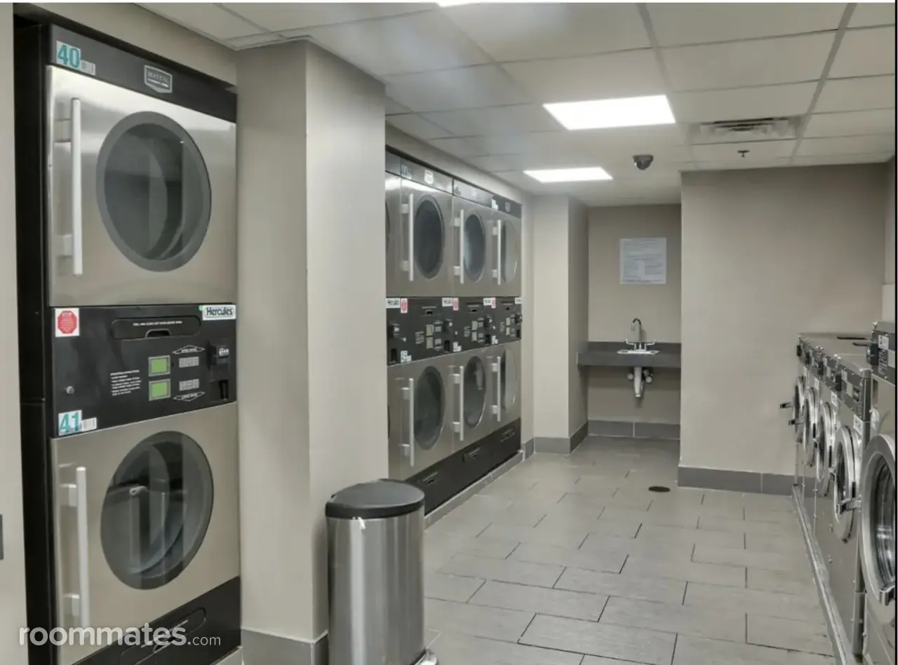 Profile photo 1 of 7